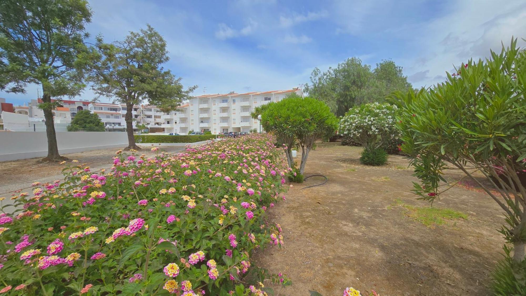 Praia Eulália with pool&5 minutes from the beach Albufeira Esterno foto