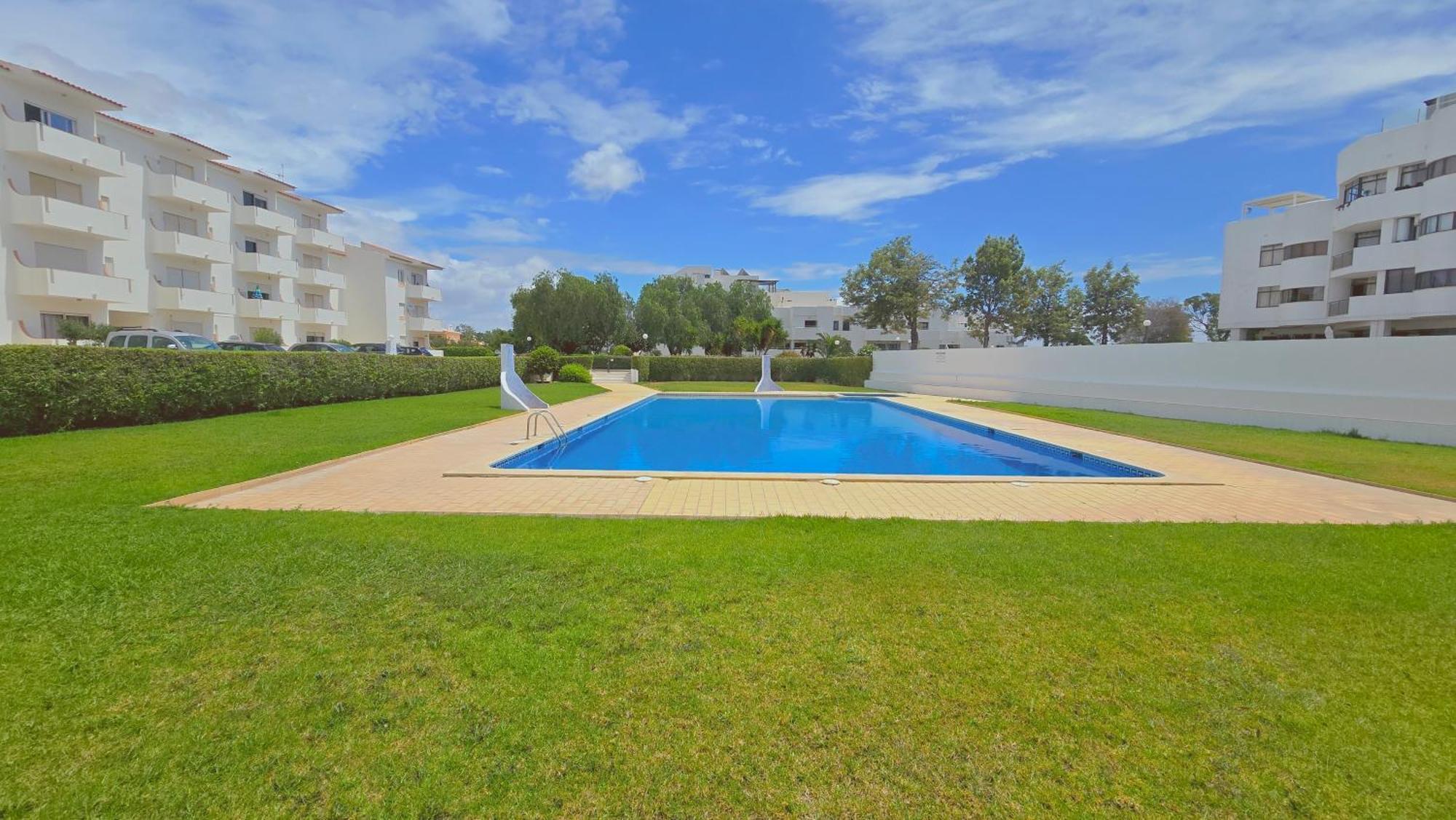 Praia Eulália with pool&5 minutes from the beach Albufeira Esterno foto